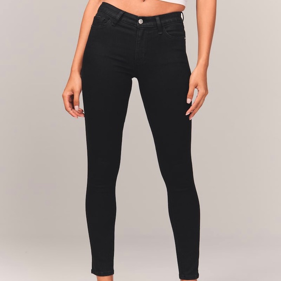 Abercrombie in Finch Mid Rise Super Skinny Jeans - Picture 2 of 12